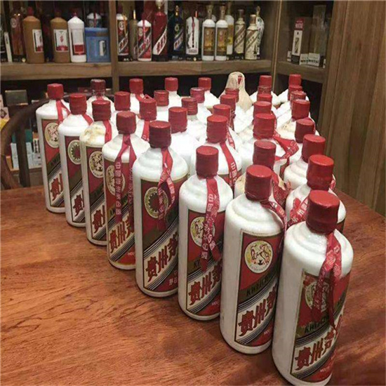 莫力达瓦日照莒老茅台酒回收价格哪里回收(附近上门回收茅台酒）?